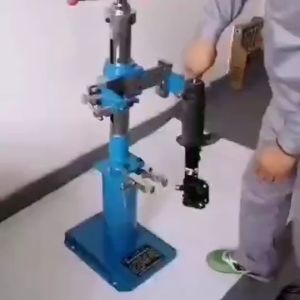 เครื่องถอดสปริงโช้คอัพสปริงรถยนต์ เครื่องมือถอดสปริงไฮดรอลิกSpring Loader เครื่องถอดสปริงโช๊คอัพ แบบเกลียวเร่งขนาดสปริง 50-220 MM. XD-001เครื่องมือถอดประกอบสปริงโช้คอัพยานยนต์