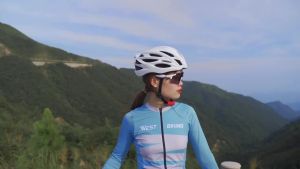 West Biking | WEST BIKING Ultralight Cycling Helmet Integrated Molding MTB Road Bike Helmet Men Women Cycling Safety Cap Bike Accessories