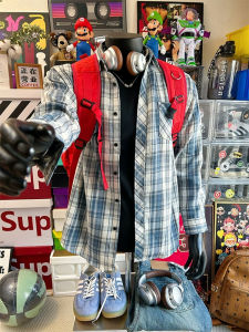 เสื้อเชิ้ตแขนยาวลายสก็อตสีน้ำเงินขาว Cleanfit สำหรับผู้ชาย ทรงหลวม ทรงปกติ ผ้าโพลีเอสเตอร์ ทรงหลวม ทรงปกติ ฤดูใบไม้ร่วง