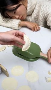 2in1 Dumpling Maker Mould Dough Pressing Tool Manual Press Dumpling Skin Aftifact Karipap Maker