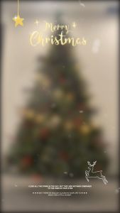 O-New Green Christmas Tree with Red Berry and Pinecone White Tips Snow Xmas Tree for Home Decoration 4-8FT