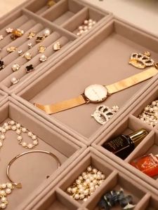 XUESHE หมุนได้แฟชั่นเดินทางถาดเครื่องประดับกรณีเครื่องประดับออแกไนเซอร์เครื่องประดับอุปกรณ์เสริมที่ใส่ต่างหูหมุนกล่องเครื่องประดับสร้อยข้อมือแหวน Storage