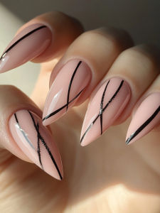 Nail Nina Worn Wave Pattern Black Line Nude Color Nail Tips Elegant Style Artificial Nails Easy Wear No Glue Required
