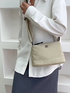 TÚI XÁCH NỮ VẢI DÙ CHỐNG NƯỚC - PHONG CÁCH GIẢN DỊ NĂNG ĐỘNG