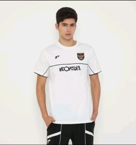 kaos indonesia warna putih tangan pendek sablon glow // kaos indonesia warna putih // kaos garuda indonesia