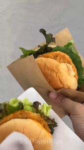 ซองเบอร์เกอร์ ซองแซนด์วิช ซองขนม ซองกระดาษคราฟท์ สีน้ำตาล/สีขาว ขนาด 14x14ซม. ชนิดเปิดข้าง (แพค 100 ใบ)