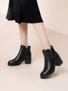 Reddragonfly | Fur-lined Warm Leather Boots for Middle-aged Women