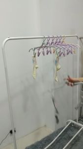 Travel Folding Hangers: Portable & Non-slip Solutions