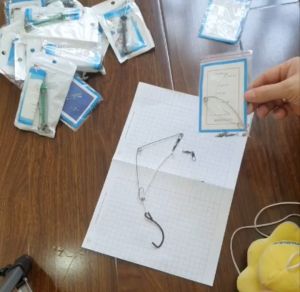 (MÊ CÂU CÁ) Dụng cụ tự động giật móc câu dạng chữ V tăng khả năng câu dính cá lên nhiều lần