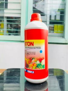 Pestisida Perekat TRINITON kemasan 1lt dari MULTIMEX INDONESIA