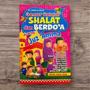 GEMAR BELAJAR SHALAT DAN BERDOA DISERTAI JUZ AMMA UNTUK ANAK - RB88