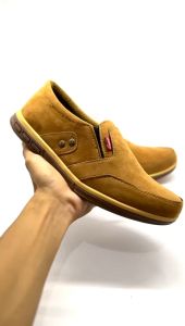 Sepatu Kulit Pria Kasual Slip On Size 39-43