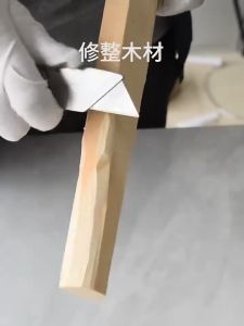 Bkk Tools คัตเตอร์ มีดพับเอนกประสงค์ มีดคัตเตอร์แบบพับเก็บได้ แถมฟรีใบมีดสำรอง 5 ใบ มีที่เก็บใบมีด