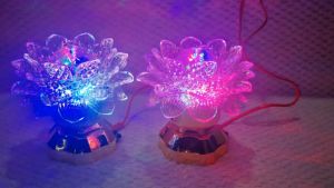 Đèn thờ hoa sen có đèn LED để bàn thờ Phật đèn thờ cúng đèn hoa sen 2 chế độ xoay 360 độ/ đứng yên (Bảo hành)