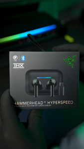 Razer Hammerhead V3 HyperSpeed Wireless Gaming Earbuds 2.4GHz Hyperspeed Wireless & Bluetooth 6.0 Ultra-Low Latency Multi-Platform Performance