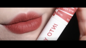【SG STOCK】Into You Matte Lipstick Lip Mud Multi Uses