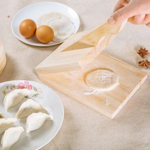 dumpling pastel kotak/ penekan adonan pie dan donat pemipih adonan press