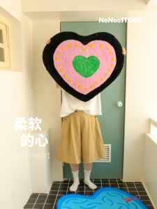 Handmade Pink Heart Shaped Rug Vintage Style Living Room Decorative Floor Mat Durable Machine Washable Home Textile