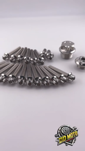 น็อตแคร้ง+น็อตอุดน้ำมันเครื่อง(เฟือง)+น็อตอุดจานไฟ(เฟือง) Wave110i ปี21-24 งานเลสแท้ แคร้งหัวเฟือง