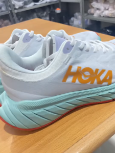 Sepatu Running Hoka Carbon x2 One One Runing Senam Sekolah Olahraga Lari Pria