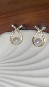 Anting Mutiara X Elegan Korean Style – Cross Pearl Crystal Earrings A415