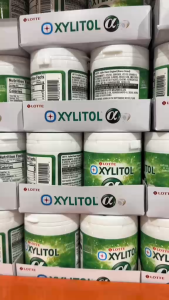 Lotte Xylitol Gum Original 86g - Sugar-Free Mint Flavor for Fresh Breath & Long-Lasting Taste - Convenient 86g Resealable Pack