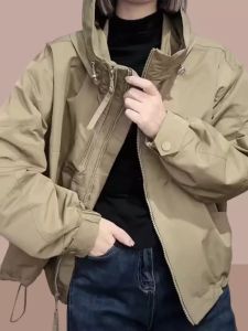 Stylish Short Jacket for Women Spring Autumn New Sportswear Compact Size Ladies Coat Trendy Commute Style Zipper Closure Long Sleeve