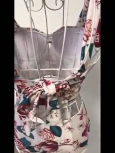 บิกินี่ชุดว่ายน้ำ ลายดอกไม้สีพาสเทล 2ชิ้น ชุดว่ายน้ำดอกไม้สีเเดง (Bikini Set 2 Pairs, Two Pairs of Different Color Swimwear)