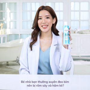 Bộ 2 Chai DDVS Phụ Nữ Lactacyd Cool Sensation 250ml + 1 Chai Sữa Tắm Gội Trẻ Em Gentle Care 500ml