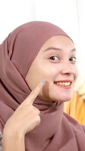 BB Cream Pelembap Wajah Natural Sr12: Perlindungan & Perbaikan Kulit