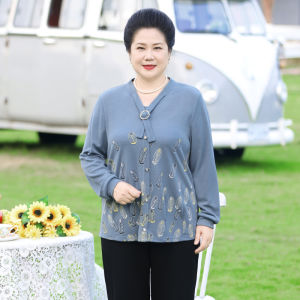 Stylish Autumn Fashion Large Size T-Shirt for Middle-Aged Mothers Elderly Women Casual Long Sleeve V-Neck Loose Fit Polyester