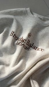 Avocado เสื้อสเวตเตอร์ผ้าหนานุ่ม รุ่น avo jupiter sweater (avocado.simplewear)