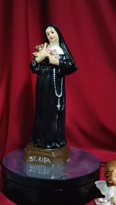 Tượng Thánh nữ Rita  19cm.  tượng thờ công giáo trang trí phòng khách bàn làm việc