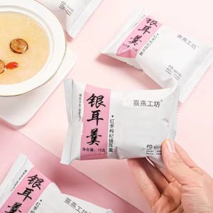 15g*12Packs Freeze-dried silver fungus soup Beauty Soup no-cook meal replacement 冻干银耳羹 即食养颜羹 红枣枸杞银耳汤