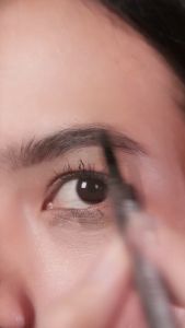 PRETTY ME PERFECT DEFINED EYEBROW BLACK MARSHWILLOW 8GR | MATIC EYEBROW