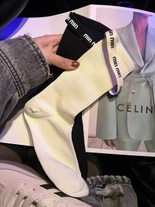 Tất Nữ Miu Phong Cách Mới Thắt Lưng Dệt Chữ Đan Tay Thiết Kế Nặng Thời Trang Ngoài Trời Sang Trọng Túi Xách