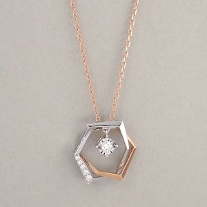 Chow Sang Sang 周生生 Daily Luxe Fantasy 18K Gold Diamond Necklace 93042U