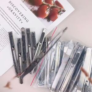 Dao Rọc Giấy Mini Cao Cấp – Set 3 Cái – Cán Trượt An Toàn Lưỡi Sắc Bén Nhỏ Gọn Dễ Mang Theo