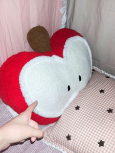 Plush Pillow Office Chair Back Support Sofa Living Room Apple Shaped Cushion Student Dormitory Bed Head Rest Pillow