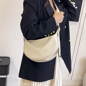 SEA YADOU กระเป๋าความรู้สึกระดับไฮเอนด์กระเป๋าสะพายไหล่ผู้หญิงแฟชั่นใหม่ความจุขนาดใหญ่กระเป๋าเกี๊ยวฤดูใบไม้ร่วงและฤดูหนาว