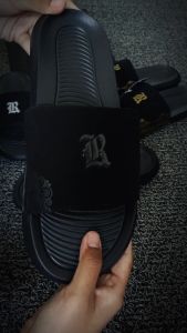 Rootly - Sandal Pria Fullblack Slide Bold Series