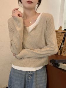 คอวี เสื้อยืดแขนยาวถัก เสื้อท่อนบน ลำลอง ผู้หญิง ฤดูใบไม้ผลิ ฤดูใบไม้ร่วง พลัสไซส์ เสื้อรองในไซส์เล็ก สไตล์การเดินทาง ความยาวปกติ