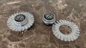 Bộ Logo chụp mâm ốp lazang bánh xe ô tô Maybach ZGS-004 chất liệu hợp kim nhôm và nhựa ABS