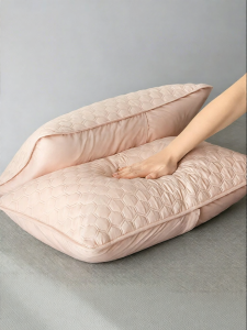 WUYINLIANGPIN | Stain Protection Pillowcase