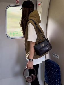 Hooded Vest Womens Vest Short Autumn New Arrival 2024 K-style Retro Loose Small Waistcoat Outerwear Vest