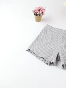 กางเกงเซฟตี้ กางเกงขาสั้นผ้าไหมน้ำแข็งขอบไม้บางสำหรับฤดูร้อน ป้องกันการโดนแสง กางเกงเซฟตี้ผ้าริบสีพื้น ไม่ม้วนงอ