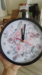 Jam dinding senyap jam hias bunga dan burung bertenaga baterai cocok untuk ruang tamu dan kamar tidur