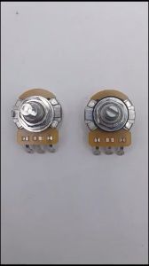 Potensio Jumbo CTS 450 Series Split Shaft 24 Splines 250K Gitar