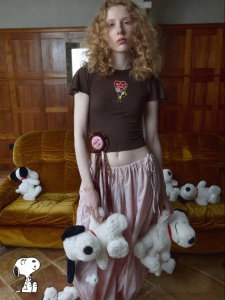 Snoopy | Embroidered Fly Sleeve Tight Slim Fit Tshirt