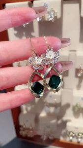 Bông tai hoa năm cánh đá xanh đính ngọc đi đám cưới xu hướng mới - hoa tai dài XK787 hoa tai nữ dài đẹp bong tay nữ đẹp kiểu cá tính bông tai nữ sang trọng bông tai đi tiệc bong tai nu hoa tai đẹp BSTKL - [NaLa Shop]